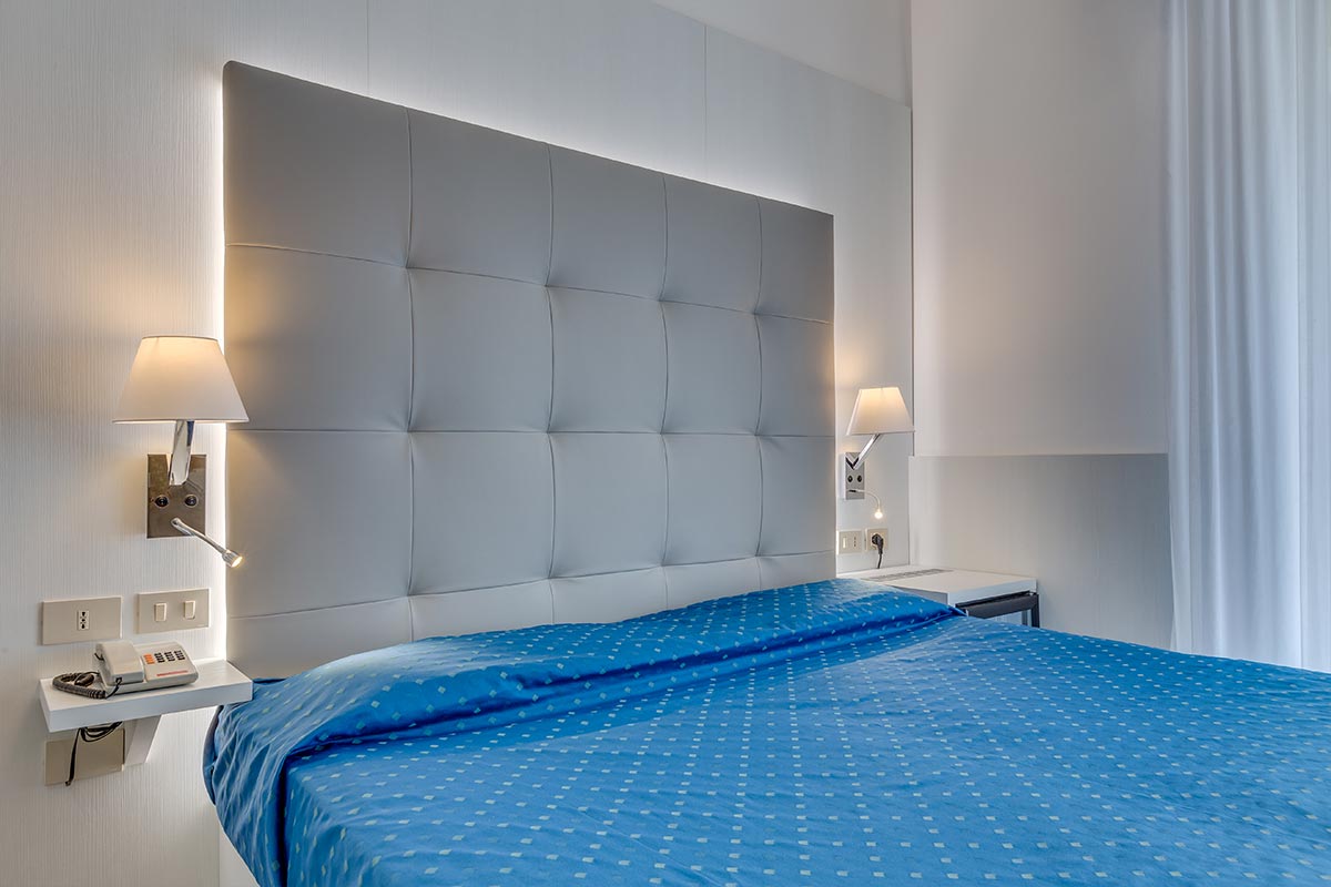 Elegance Living (EN)